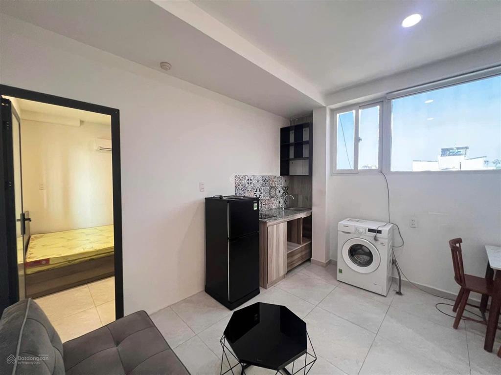 Cho thuê căn hộ 2 phòng ngủ 2wc full nt thang máy ngay cách mạng tháng tám quận 10 giáp quận 3