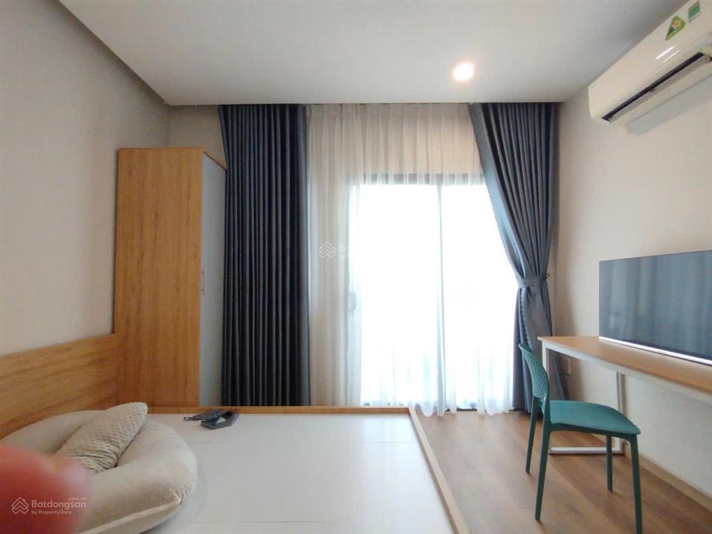 Cho thuê căn hộ studio ban công full nt thang máy ở tô hiến thành quận 10 gần đh bách khoa, hufit