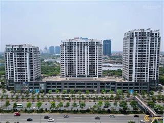 Cho thuê căn 4pn  148m2 view lotte mall & hồ tây/ full đồ/ giá 25tr/tháng/  0986 558 ***