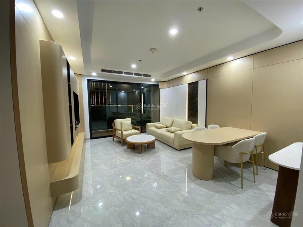 Cho thuê căn hộ 2pn/90m2/ nt cơ bản cdt/ view hồ tây/ miễn phí dv/ giá 15tr/th/  0986 558 ***