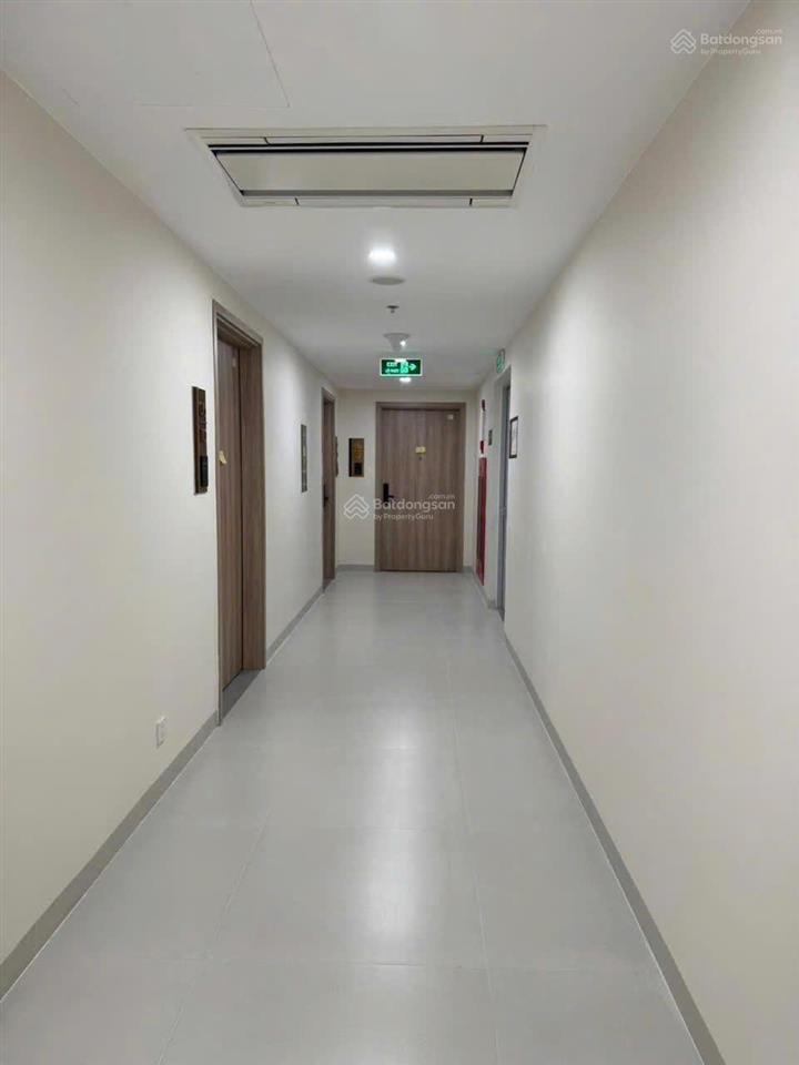Cho thuê căn hộ 2pn/90m2/ nt cơ bản cdt/ view hồ tây/ miễn phí dv/ giá 15tr/th/  0986 558 ***