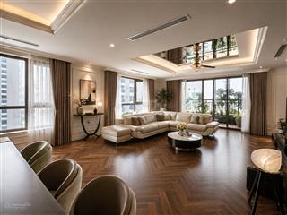 Bán căn góc 3pn/ 168m2 view hồ tây/ full đồ/ đã có sổ/ có slot ô tô/ giá bán 15.8 tỷ bao phí
