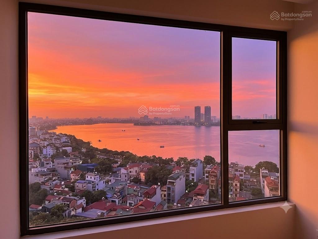 Bán căn góc 2pn/70m2 view hồ tây/full đồ/có sổ/giá bán 6.4 tỷ bao phí/ 0986 558 ***