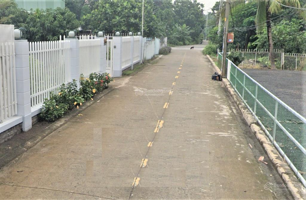 Bán nhà c4 mặt tiền thạnh lộc 56, dt 12x30m, giá 13.5 tỷ tl