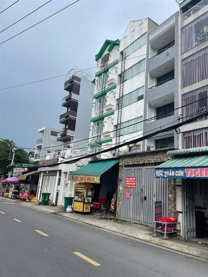 Bán chdv 6 tầng góc 2mt cổng sau công viên phần mềm quang trung, giá 11 tỷ