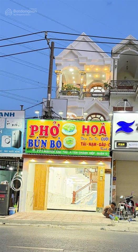 Bán nhà 3 tầng mặt tiền đường nguyễn ảnh thủ, dt 4.5x30m, giá 13.6 tỷ