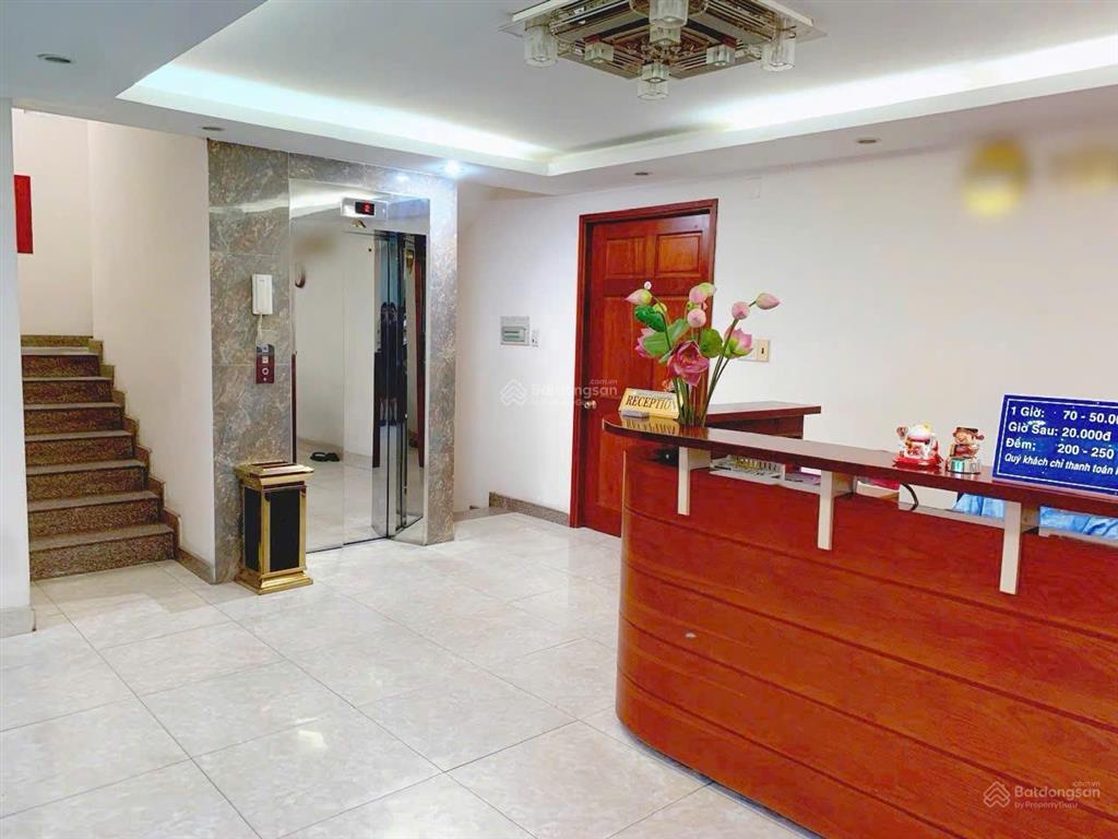 Bán khách sạn 7 tầng mặt tiền đường thới an 6, gần lê văn khương, giá 29 tỷ tl