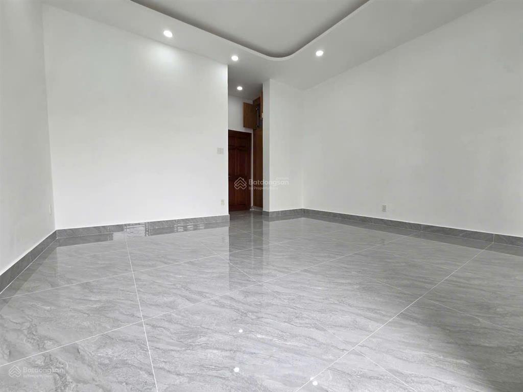 Bán nhà 3 tầng mặt tiền tân thới hiệp 08, dt 5x18m, giá 7.5 tỷ tl