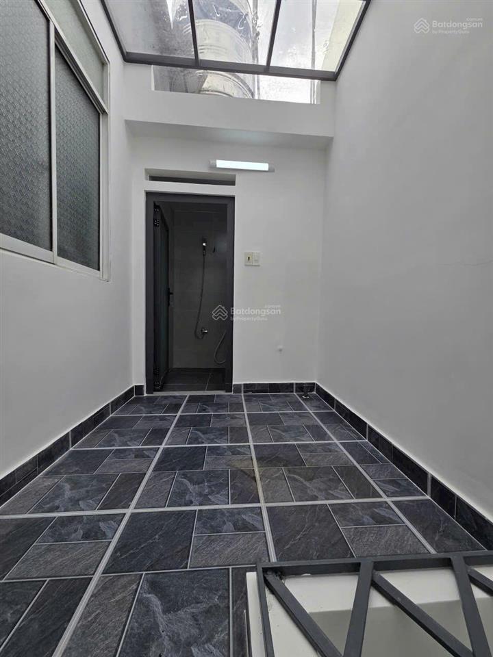 Bán nhà 3 tầng mặt tiền tân thới hiệp 08, dt 5x18m, giá 7.5 tỷ tl