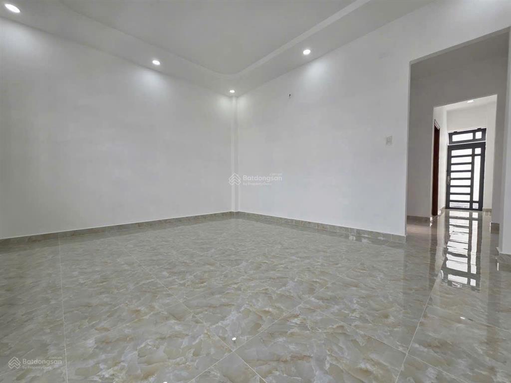 Bán nhà 3 tầng mặt tiền tân thới hiệp 08, dt 5x18m, giá 7.5 tỷ tl
