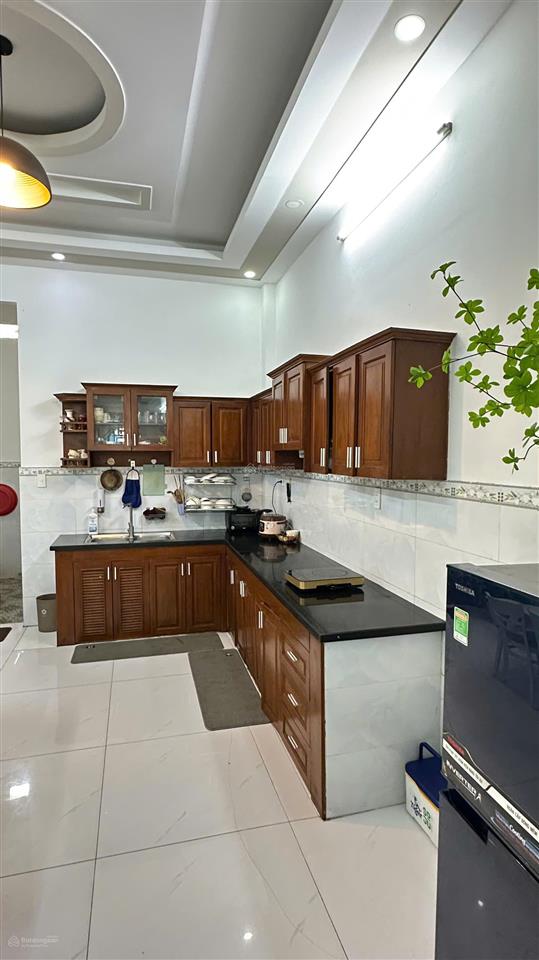 Bán nhà 3 tầng hxh nguyễn duy cung gần siêu thị emart, giá 7.9 tỷ tl