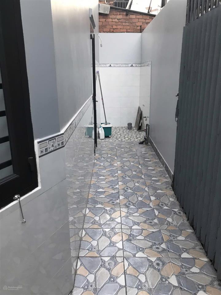 Bán nhà 1t2l góc 3 mt hẻm, tân thới hiệp 20, dt 10x12m, giá 5.5 tỷ tl