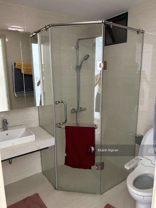 Cho thuê căn hộ chung cư giá rẻ  18 triệu cho căn 2pn 75m2  nhà sắp trống  0964 596 ***