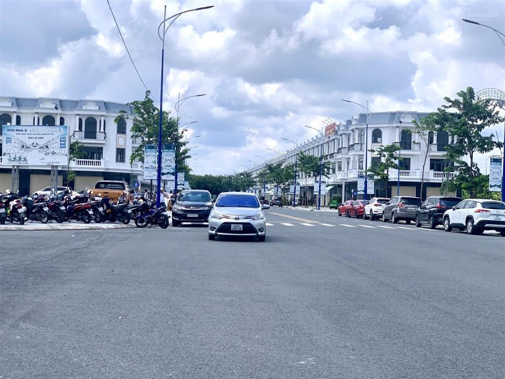 Giá 690 triệu, chủ gửi bán nhanh lô đất 70m² thăng long 2, vị trí đẹp, đường thông