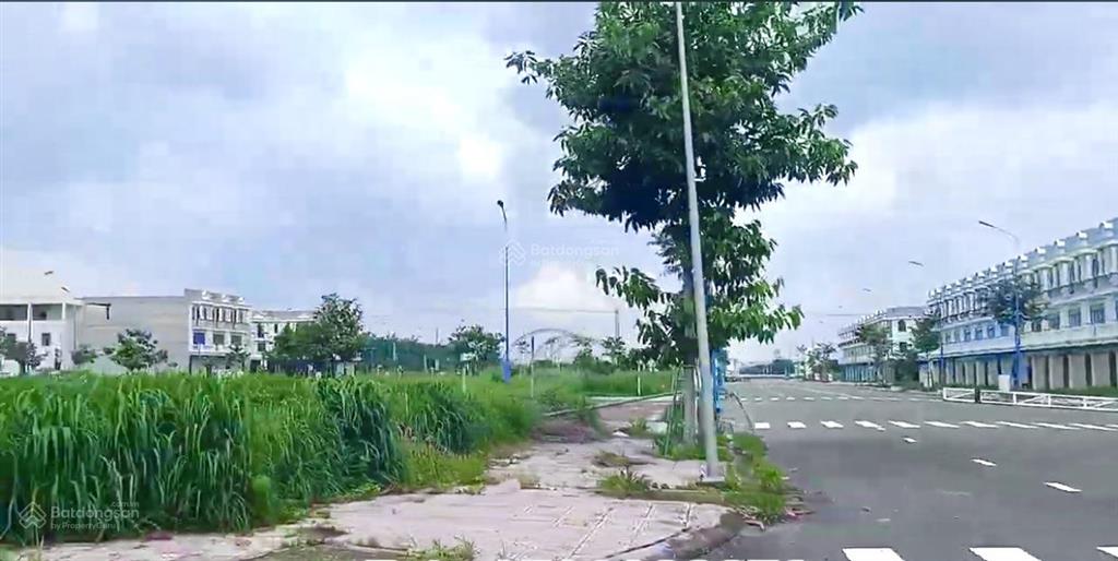 Giá 690 triệu, chủ gửi bán nhanh lô đất 70m² thăng long 2, vị trí đẹp, đường thông