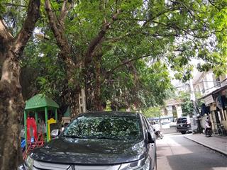 Tài chính 6.9 tỷ, vạn phuchà đônglô góc kinh doanhô tô đỗ cửaviw công viên
có 6.9tỷ,