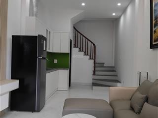 Tài chính 4.5 tỷbiên giang nhà dt 35m2, 5 tầng, xây mới, 10 m ra quốc lộ 6 đang mở rộng,