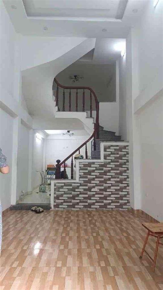 Biên giang hà đôngquốc lộ 6cầu mai lĩnhô tô đỗ cửa có 3,9 tỷ sở hữu ngay nhà 5 tầng 38m2
