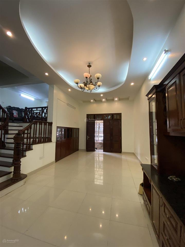 Cho thuê biệt thự mỹ đình, sát lưu hữu phước, nguyễn cơ thạch, dt 120m2 4 tầng, mt 8m, giá chỉ 33tr