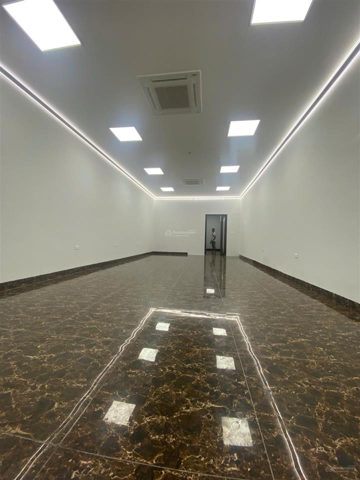 Cho thuê nhà nguyễn văn lộc, mỗ lao, dt 120m2, 5 tầng mt 6m, nhà đẹp pccc, vị trí kinh doanh. 60tr