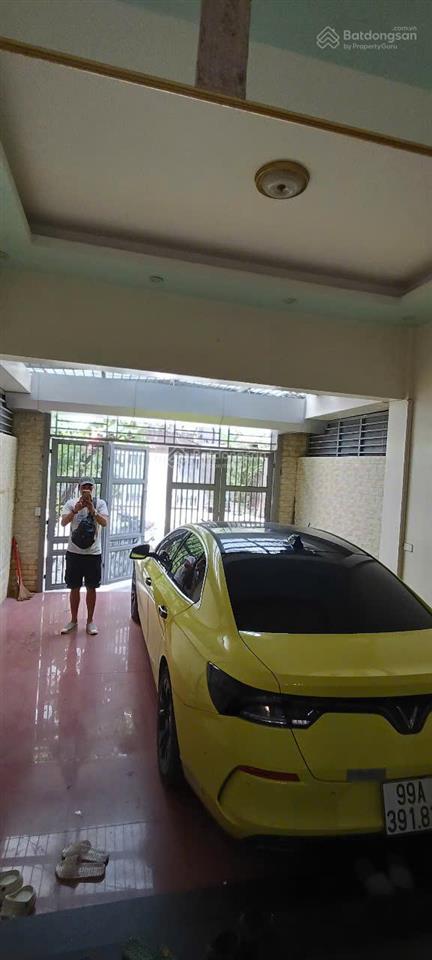 Cho thuê nhà kđt văn phú, nhà đẹp, full đồ, sách vali về ở ngay. dt 80m2, 5 tầng, giá chỉ 21tr