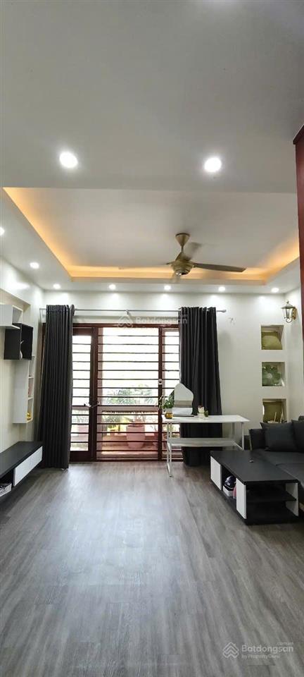 Cho thuê nhà kđt văn phú, nhà đẹp, full đồ, sách vali về ở ngay. dt 80m2, 5 tầng, giá chỉ 21tr