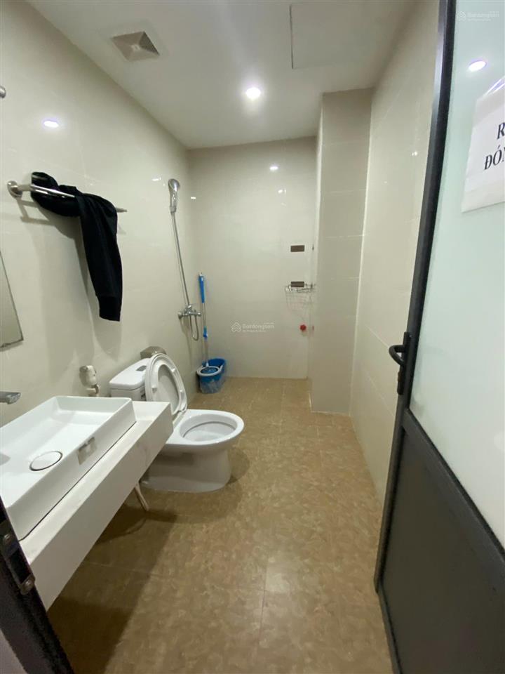 Cho thuê nhà louis đại mỗ, giáp vạn phúc. dt 105m2, 5 tầng, mt 6m, điều hoà nóng lạnh đầy đủ, 35tr