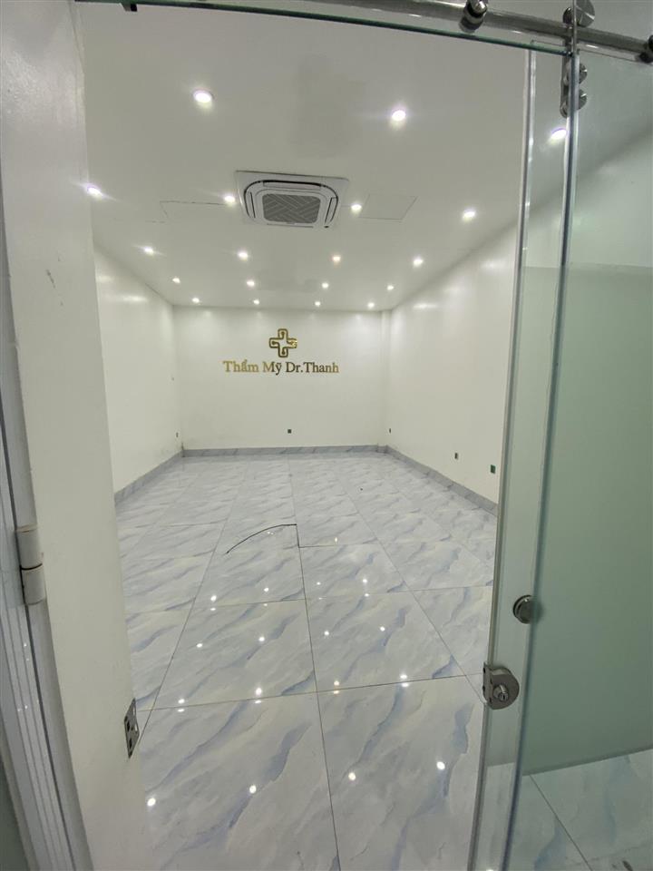 Cho thuê nhà vạn phúc, galaxy tố hữu, dt 100m2x6 tầng, nhà đẹp, giá chỉ 40tr