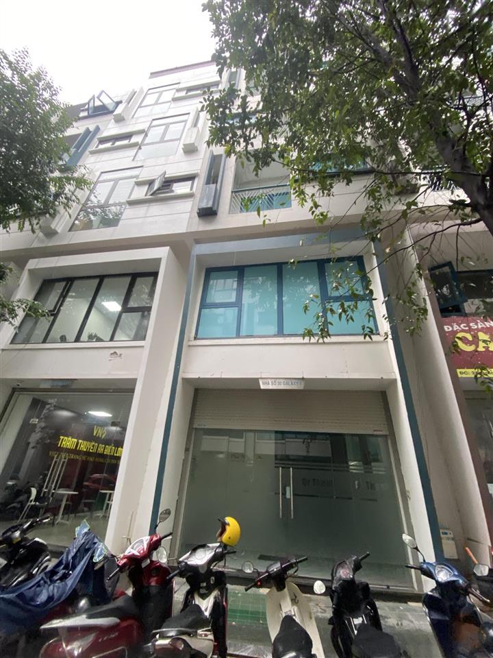Cho thuê nhà vạn phúc, galaxy tố hữu, dt 100m2x6 tầng, nhà đẹp, giá chỉ 40tr