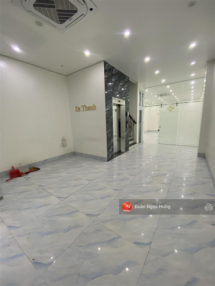 Cho thuê nhà vạn phúc, galaxy tố hữu, dt 100m2x6 tầng, nhà đẹp, giá chỉ 40tr