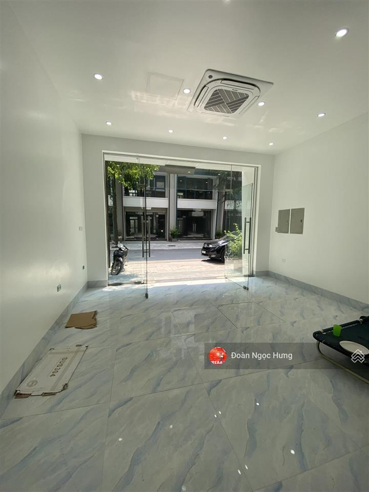 Bán gấp biệt thự tại tsq galaxy, tố hữu, hà đông, 35 tỷ, 90 m2, 6 tầng, thang máy điều hòa âm trần.