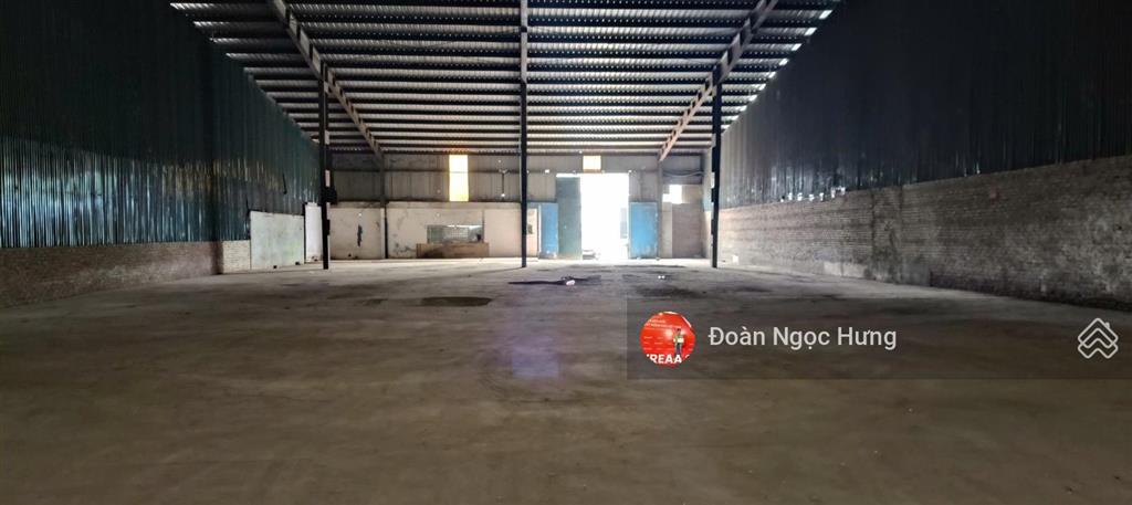 Cho thuê kho xưởng đại lộ thăng long, cạnh smart city, dt 1000m2, điện 3 fa, xe công, xuất vat