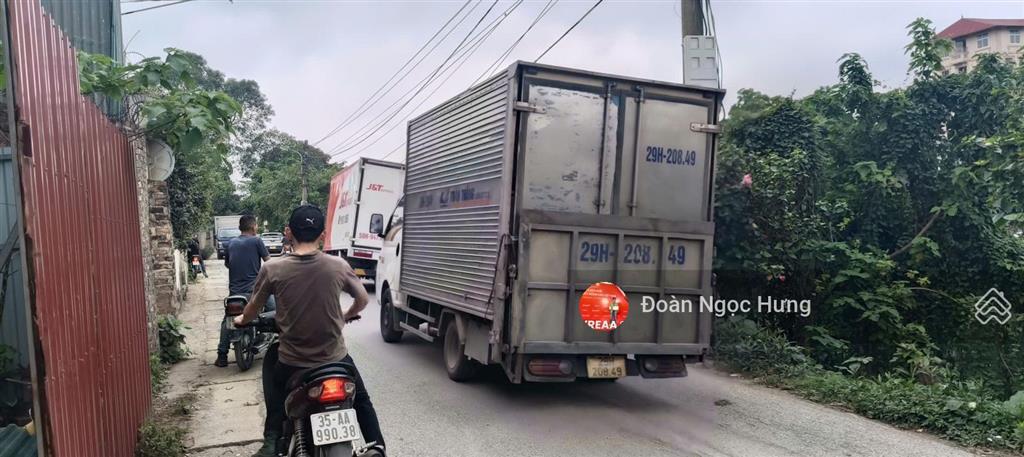 Cho thuê kho xưởng đường cầu noi, gần phạm văn đồng, dt 637m2, mt 11m, xe 10t vào, điện 3fa