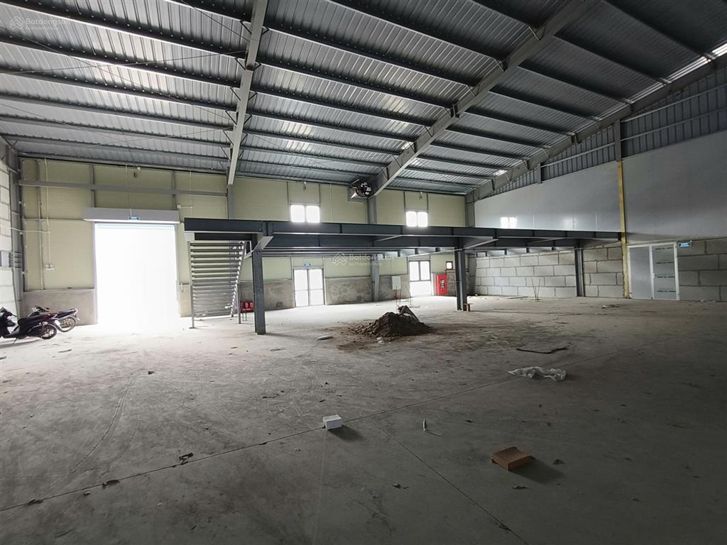 Cho thuê kho ngay bala, xốm, thanh oai dt 728m2, điện 3 pha, pccc xuất vat xe công