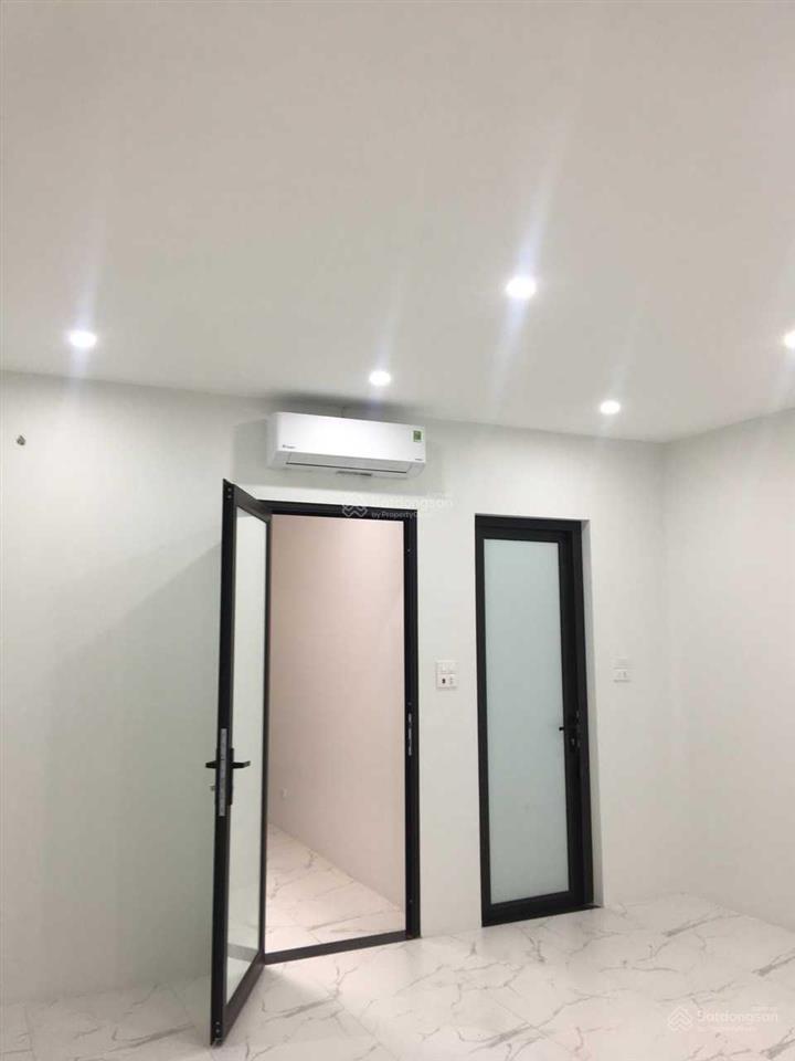 Cho thuê nhà đường nguyễn văn lộc, hà đông, 85m2, 5 tầng, mt 5m, nhà đẹp, thiết kế hiện đại 25tr/th