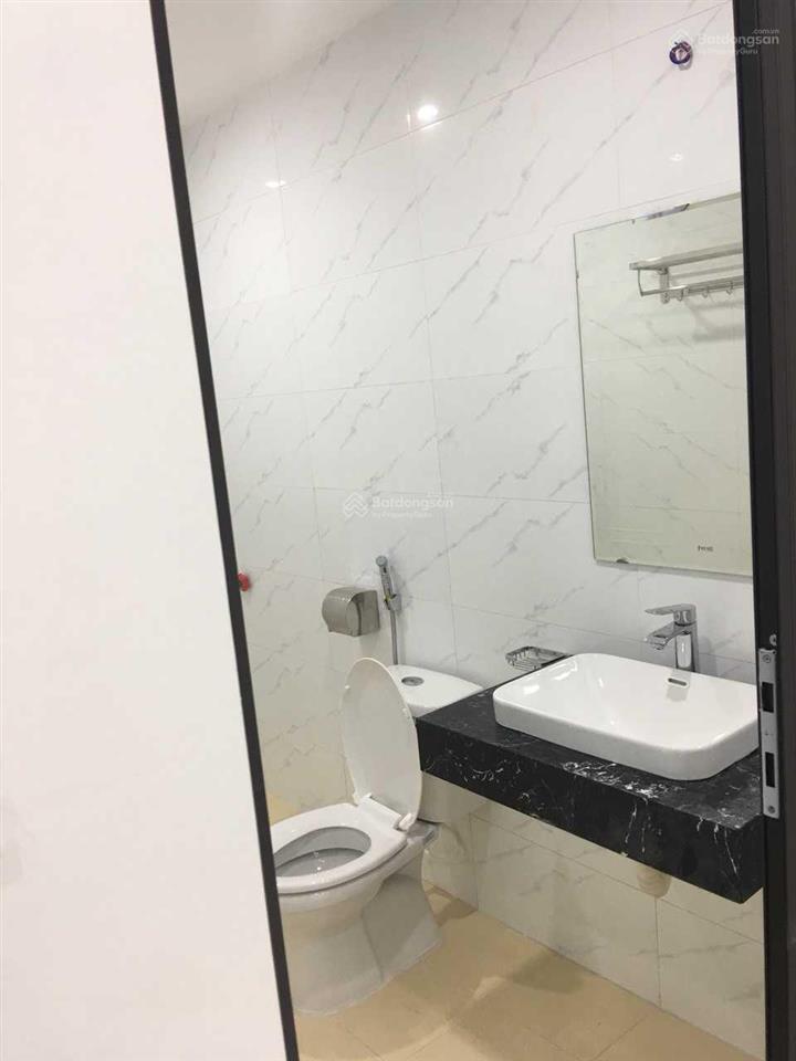 Cho thuê nhà đường nguyễn văn lộc, hà đông, 85m2, 5 tầng, mt 5m, nhà đẹp, thiết kế hiện đại 25tr/th