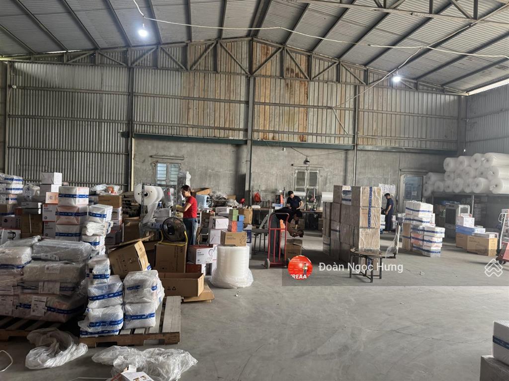 Cho thuê kho xưởng bình minh, thanh oai, gần xốm, bala. dt 2000m, khung zamil, đỗ nhiều xe công