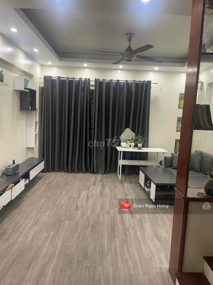 Cho thuê nguyên căn 75m2, kđt the manor central park, nguyễn xiển. nhà đẹp full đồ. giá 30tr/th