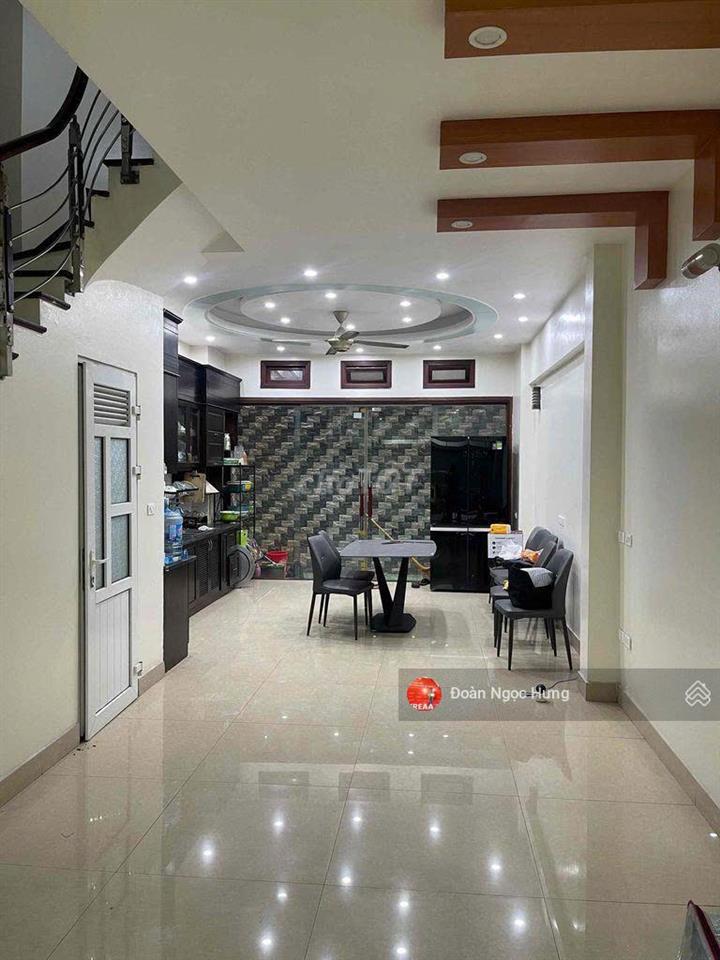 Cho thuê nguyên căn 75m2, kđt the manor central park, nguyễn xiển. nhà đẹp full đồ. giá 30tr/th