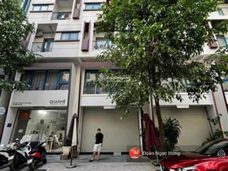 Bán gấp biệt thự tại tsq galaxy, tố hữu, hà đông, 35 tỷ, 90 m2, 6 tầng, thang máy điều hòa âm trần.