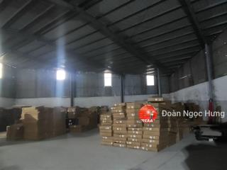 Cho thuê kho xưởng chương mỹ, quốc lộ 6, gần cầu mai lĩnh , dt 1600m2, điện 3fa, xe công,