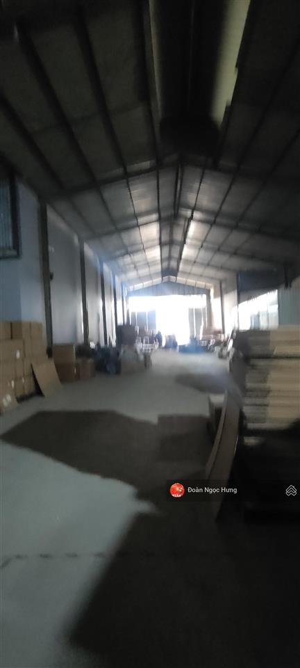 Cho thuê kho xưởng chương mỹ, quốc lộ 6, gần cầu mai lĩnh, dt 1600m2, điện 3fa, xe công