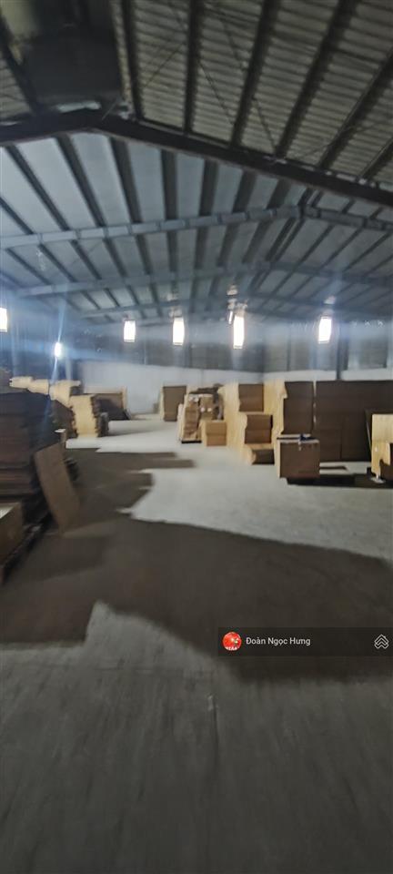 Cho thuê kho xưởng chương mỹ, quốc lộ 6, gần cầu mai lĩnh, dt 1600m2, điện 3fa, xe công