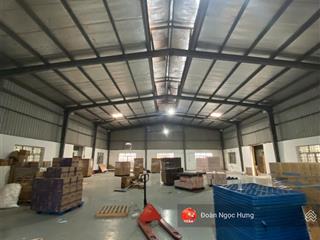 Cho thuê kho xưởng đại lộ thăng long, cạnh smart city, dt 900m2, điện 3fa, xe công, xuất vat