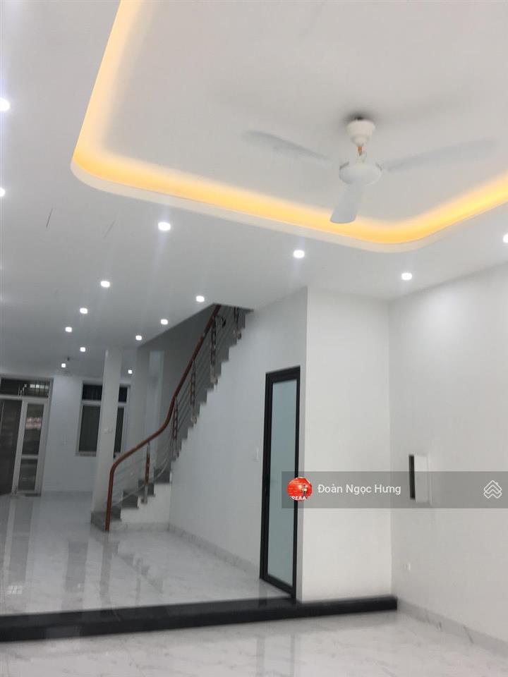 Cho thuê nhà đường nguyễn văn lộc, hà đông, 85m2, 2 tầng, mt 5m, nhà đẹp, thiết kế hiện đại 17tr/th