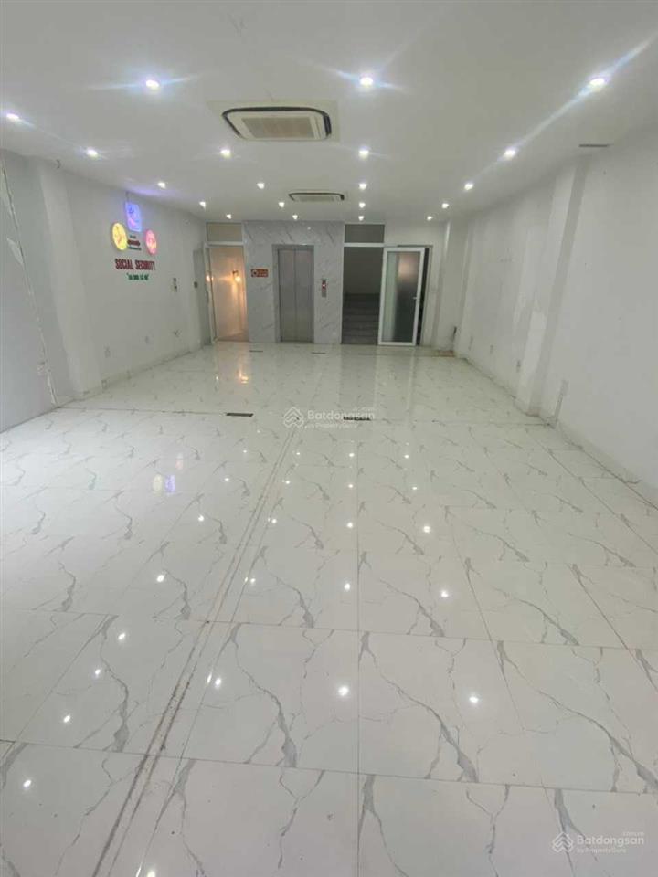 Cho thuê nhà vạn phúc, galaxy tố hữu, dt 102m2, 6t, thông sàn, thang máy, điều hòa, giá chỉ 40tr