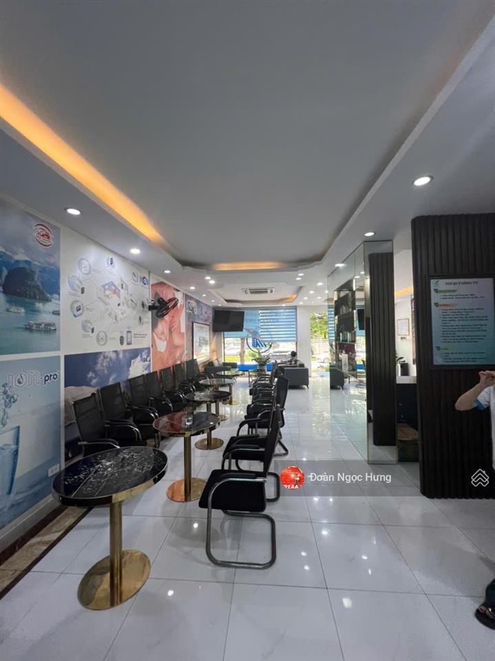 Cho thuê t1  2 lk khu đô thị tp giao lưu  phạm văn đồng 120m2/sàn, mt 7m. thông sàn. giá 33tr