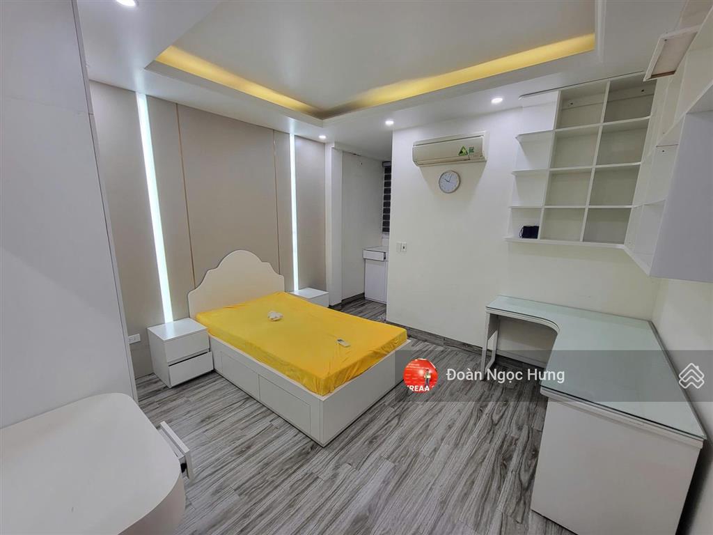 Cho thuê nhà nguyễn khuyến, kđt văn quán, dt 85m2, mt 5m, 4 tầng, nhà đẹp, giá chỉ 22tr/th
