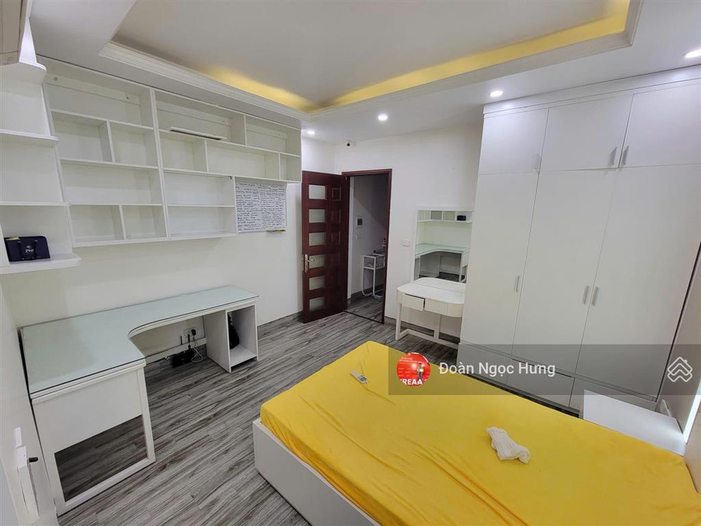 Cho thuê nhà nguyễn khuyến, kđt văn quán, dt 85m2, mt 5m, 4 tầng, nhà đẹp, giá chỉ 22tr/th