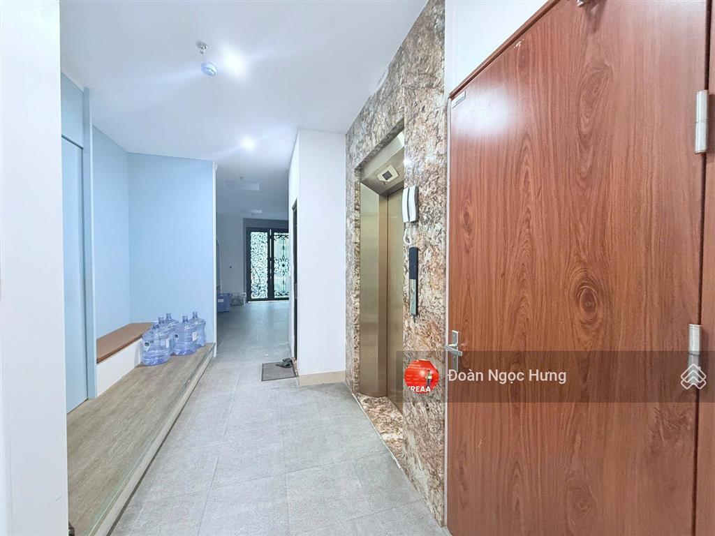 Cho thuê nhà phố nguyễn chánh, gần big c thăng long, dt 140m, 7 tầng, thang máy, pccc đầy đủ, 140tr